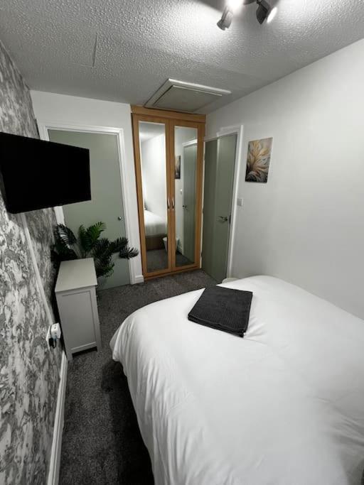 Entire Place In Moss Nook Wythenshawe